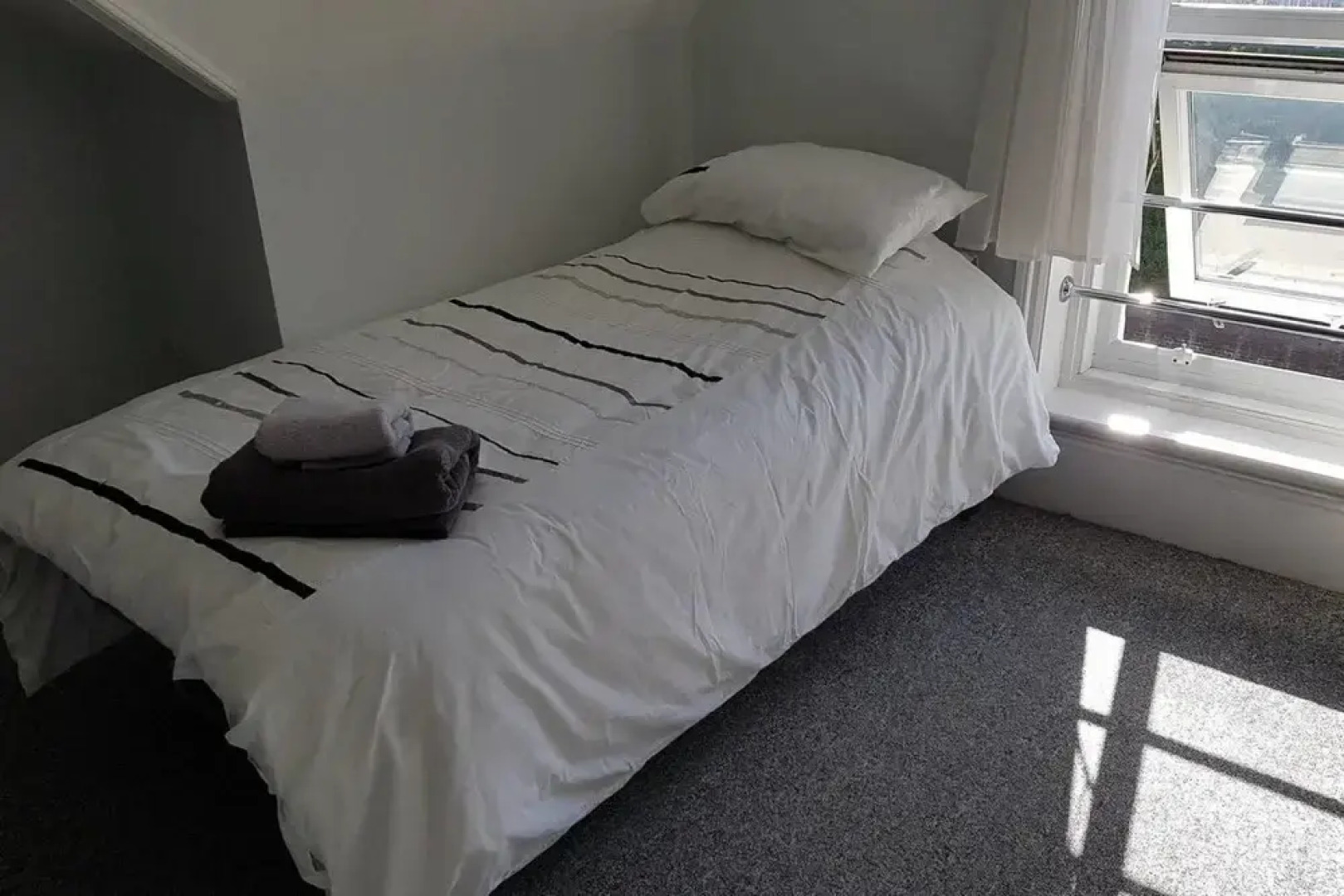 Sleeps 6 Fantastic Views