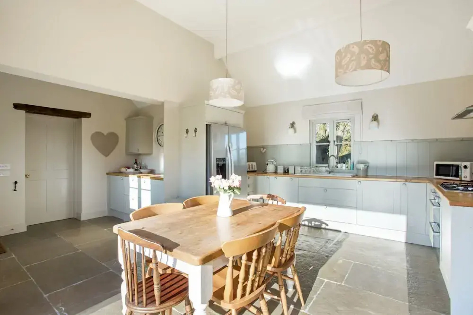 Classic Cotswolds Getaway in Radcot
