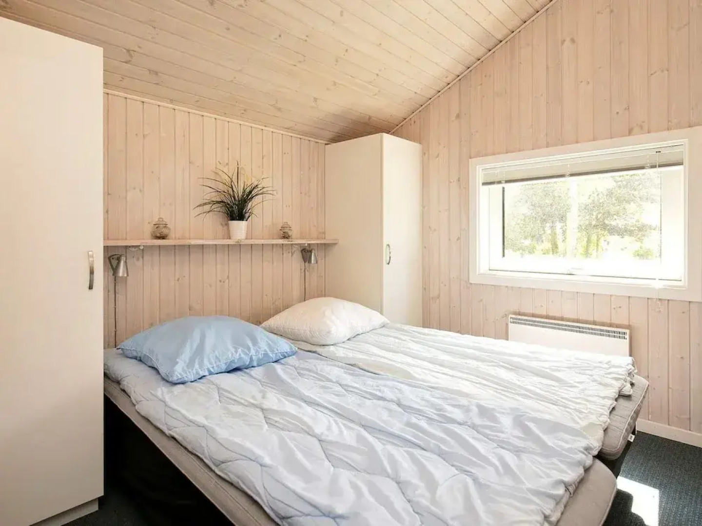 6 Person Holiday Home in Vaeggerlose