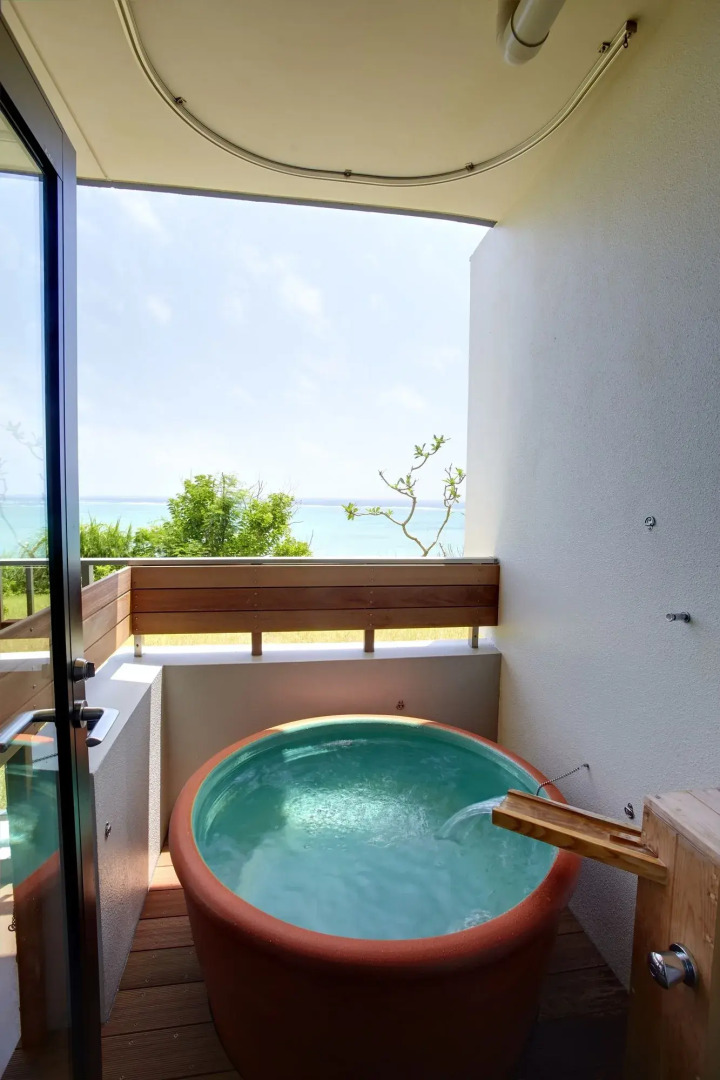 Ryukyu Onsen Senagajima Hotel