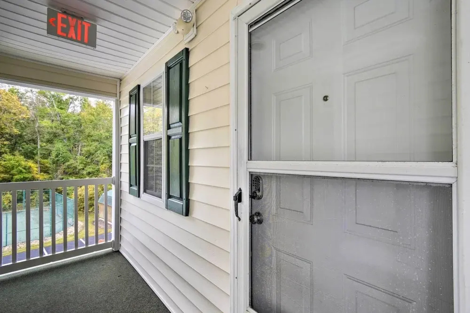 Aberdeen Club Golf Retreat, Short Drive to Beach!