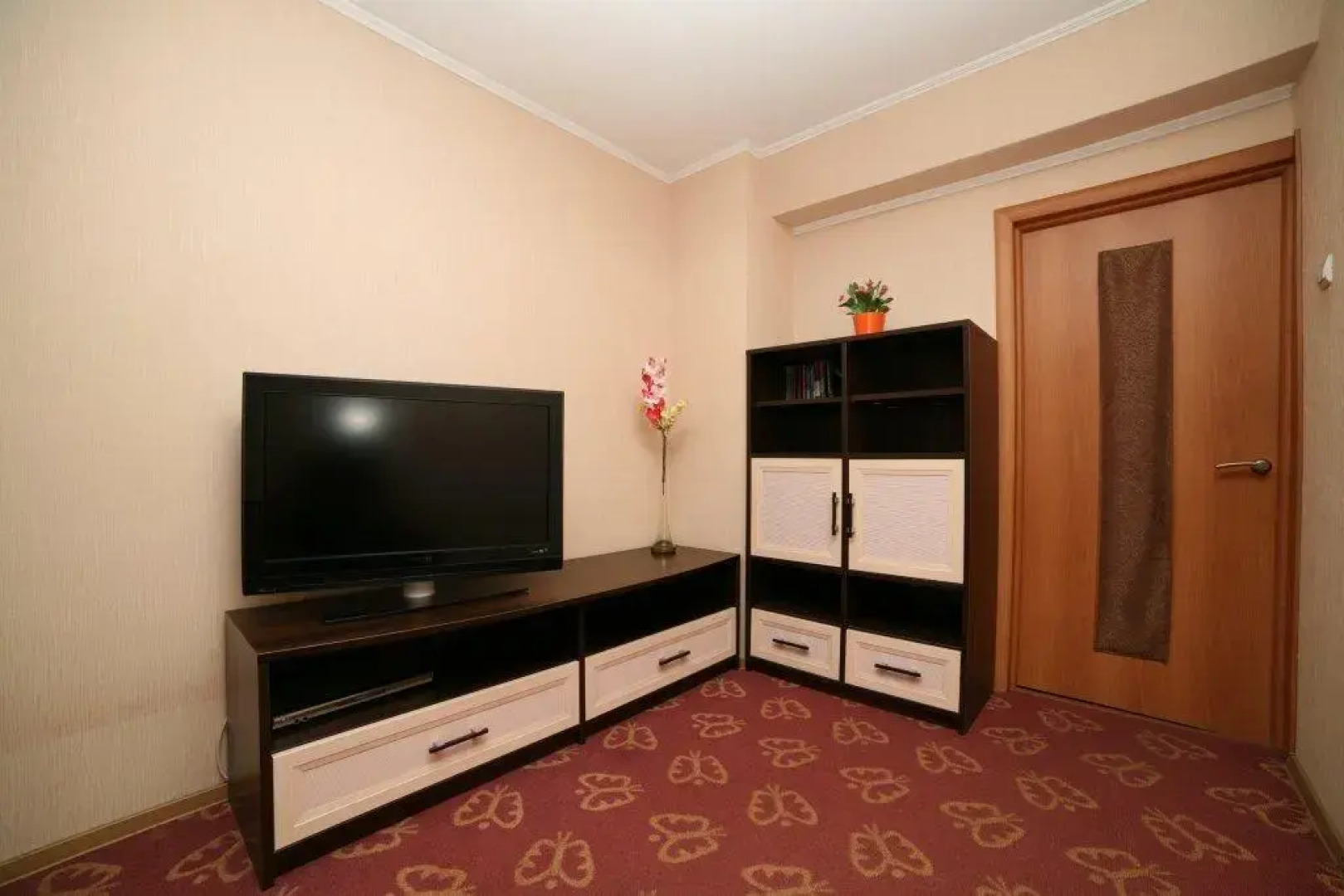 Холидей Хостел на Ленина