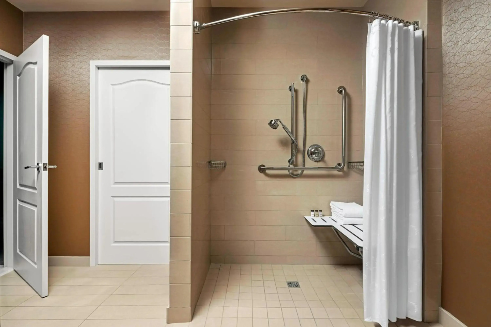 Sheraton Suites Calgary Eau Claire