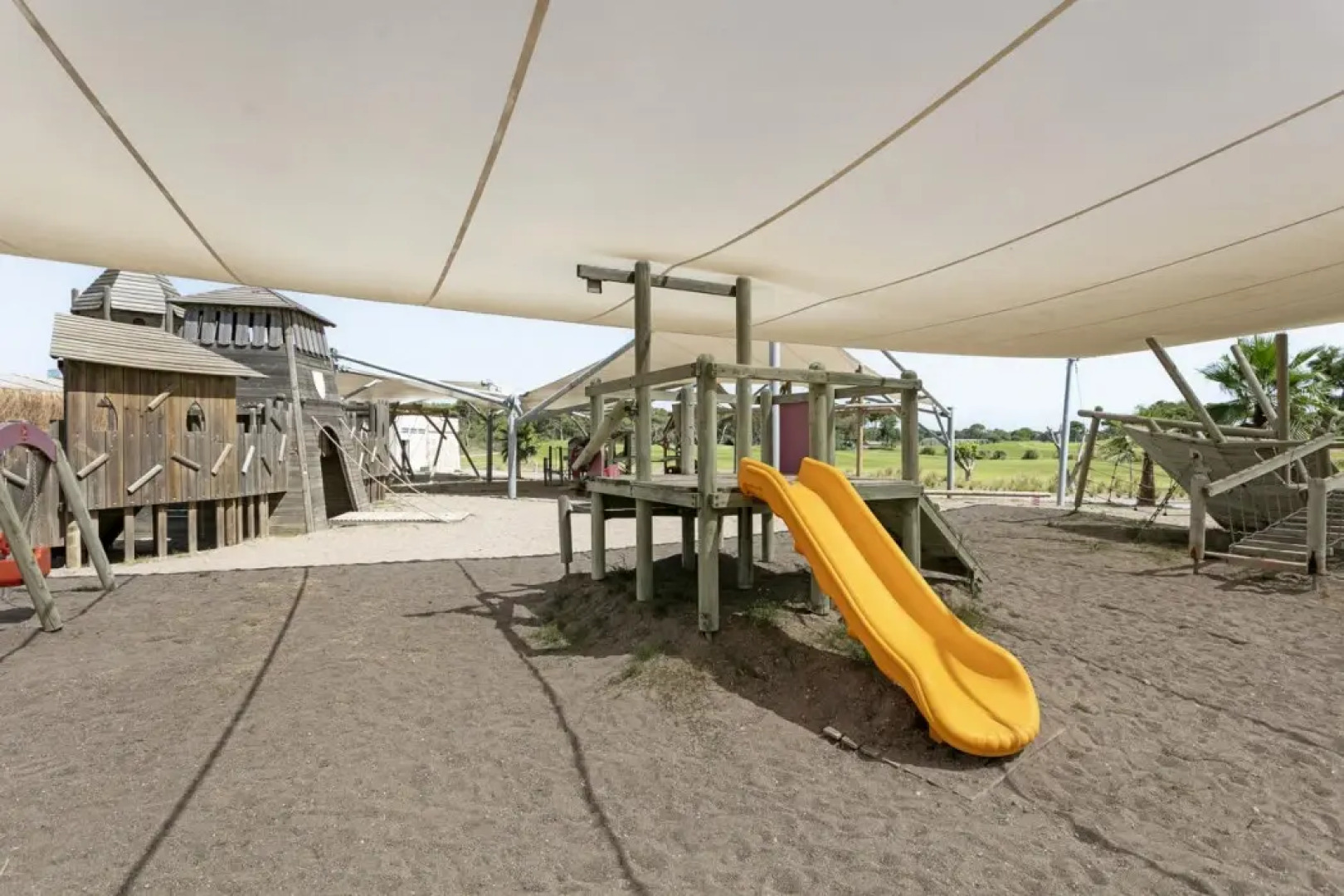 Отель Titanic Deluxe Golf Belek