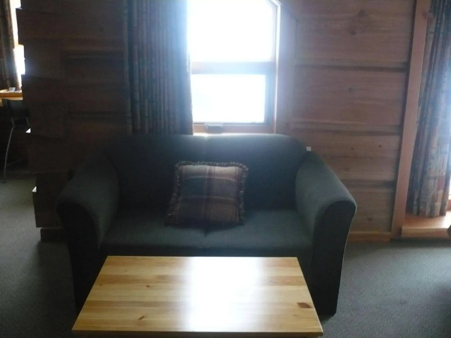 Basecamp Lodge Golden