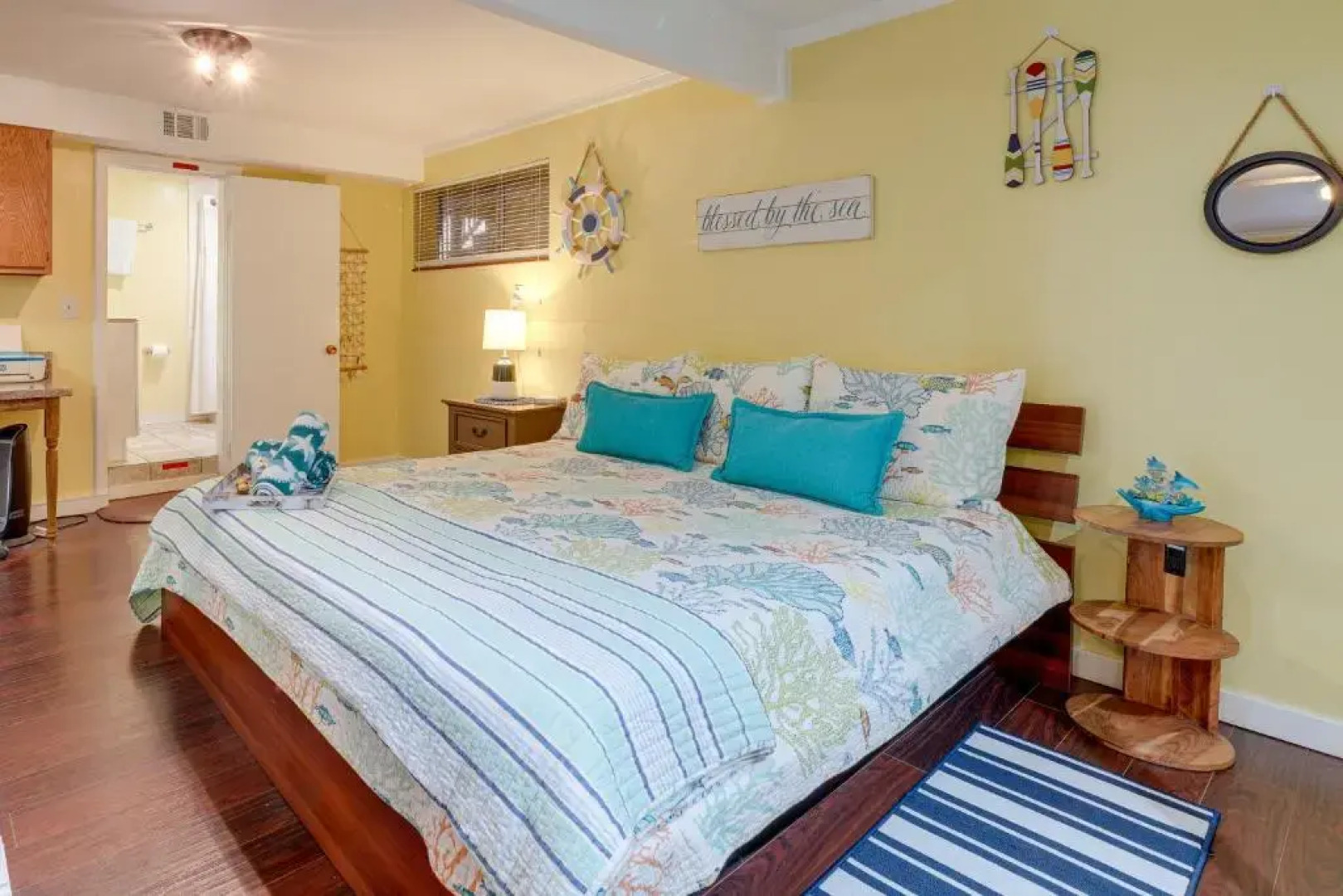 Santa Barbara Cozy Studio with Private Patio