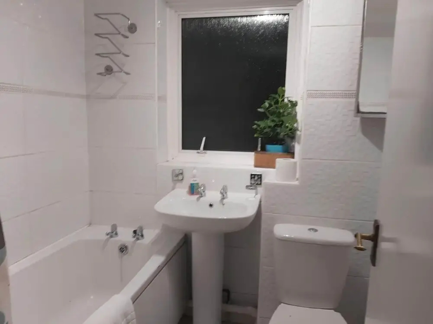 Huku Kwetu - Chelsea Garden