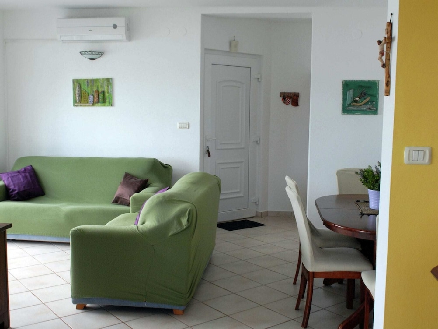 Holiday Home in Veli Rat Near Saharun