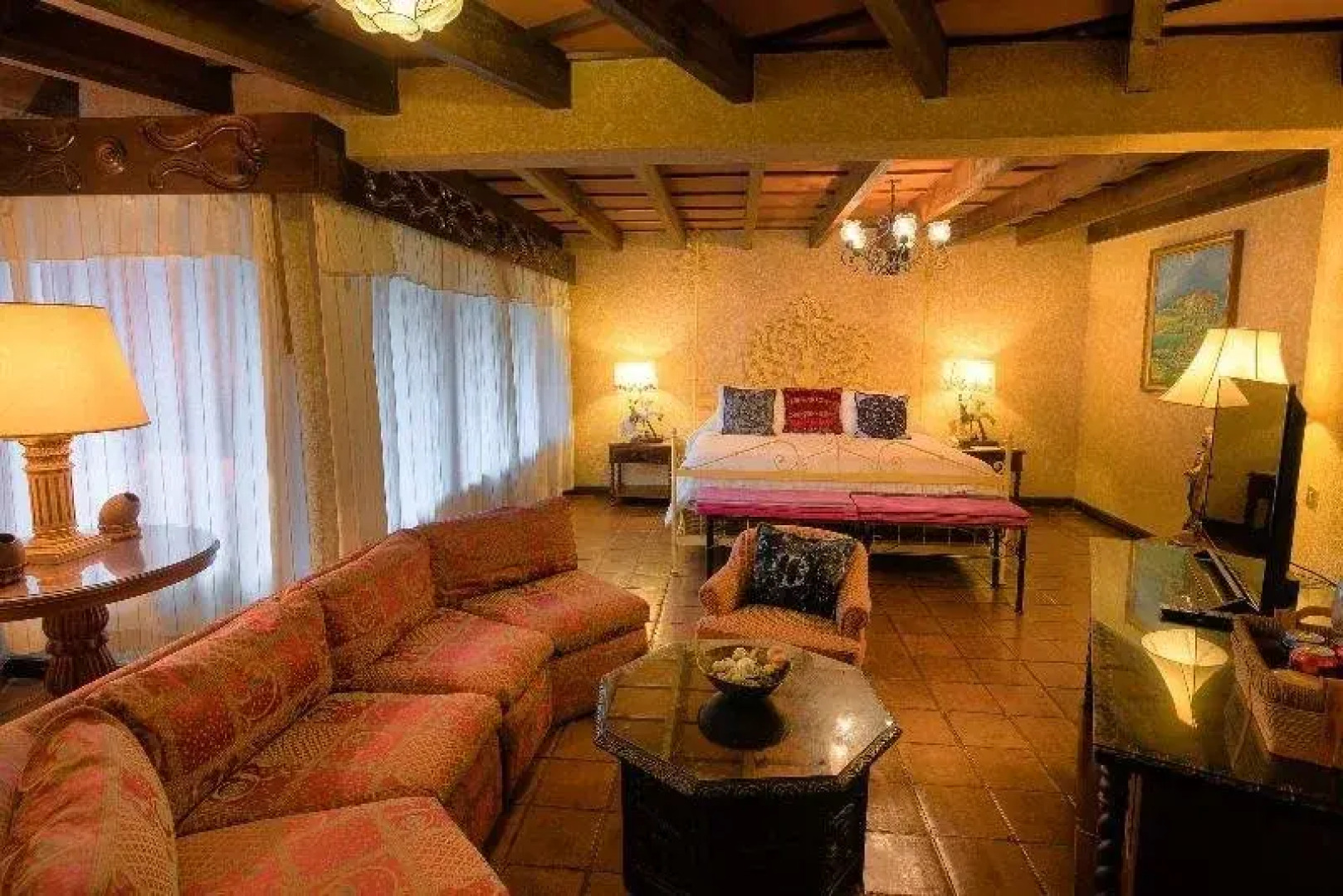 Hotel Atitlán Hotel & Jardines