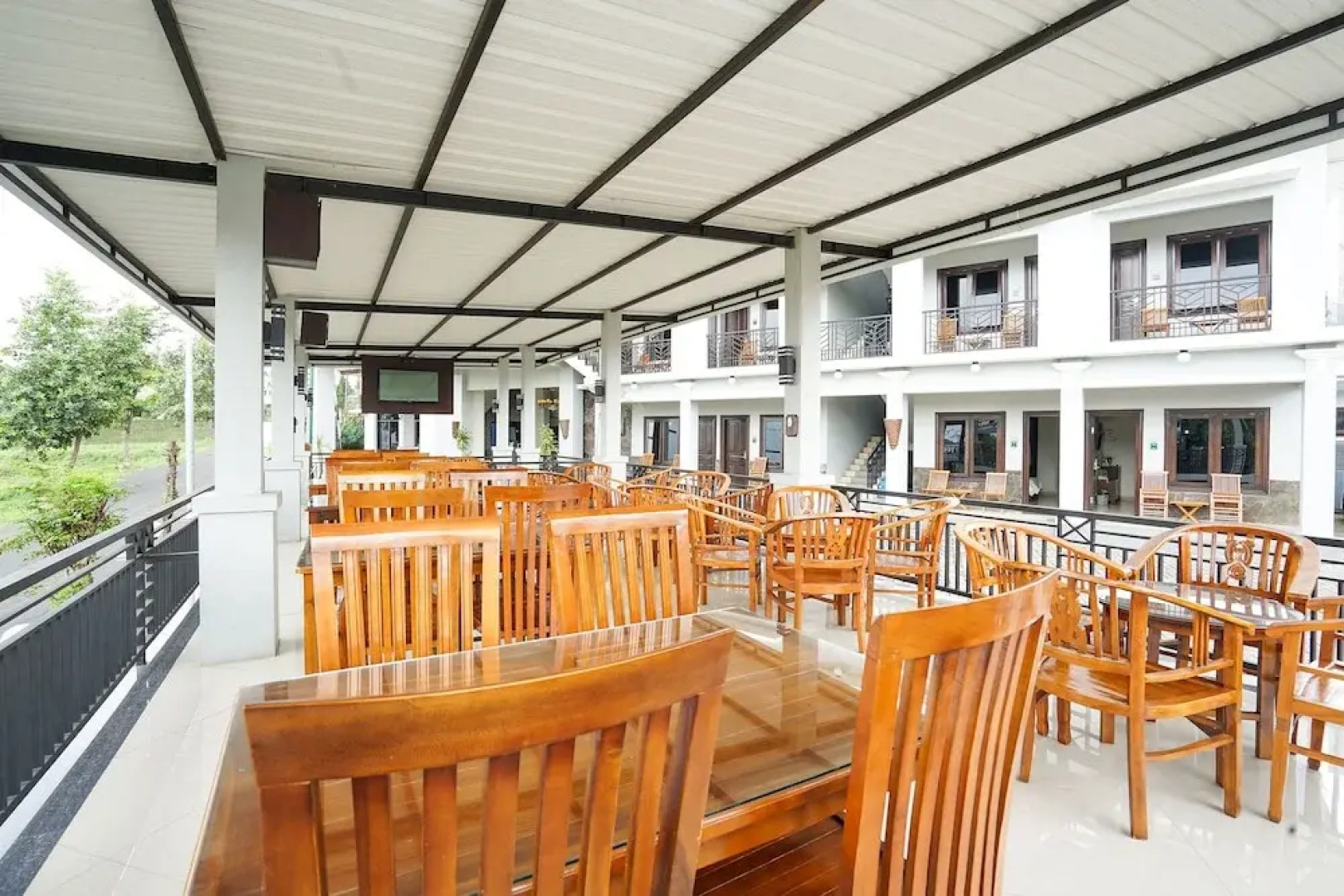 Avila Ketapan Rame Hotel