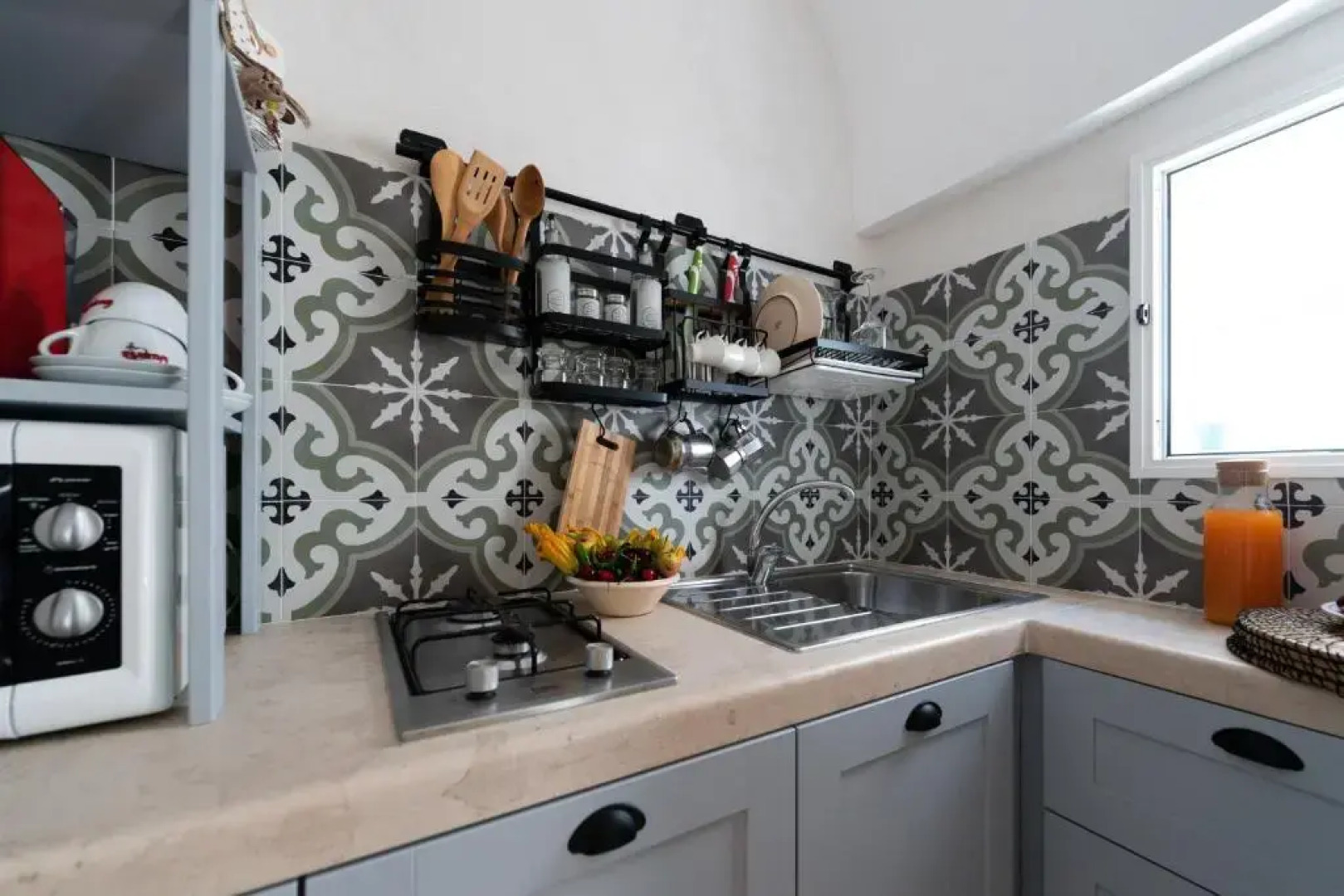 100 House - Indipendent House - New Restyling