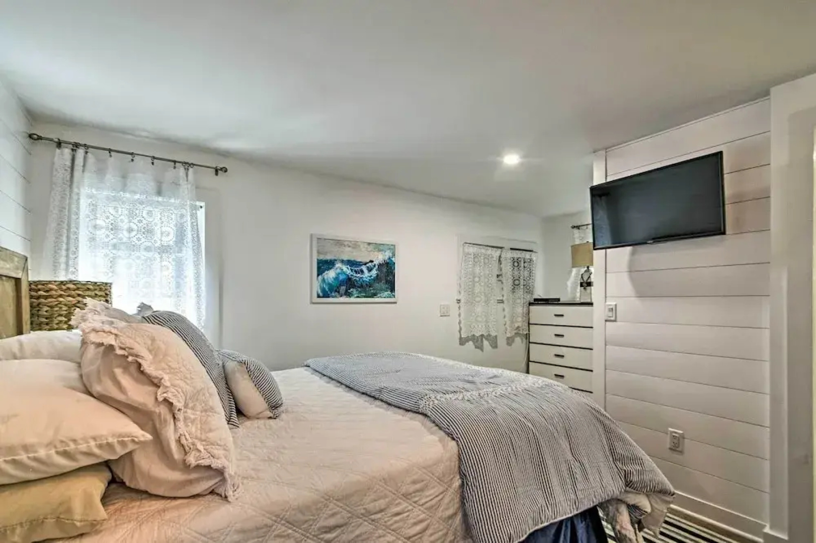 Cozy Ocean Grove Beach Retreat: Walk to the Coast!
