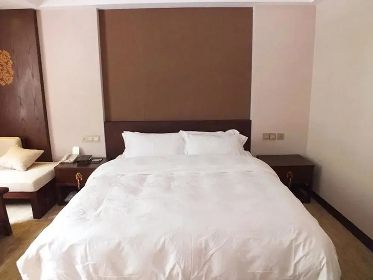 Sanroyal International Hotel