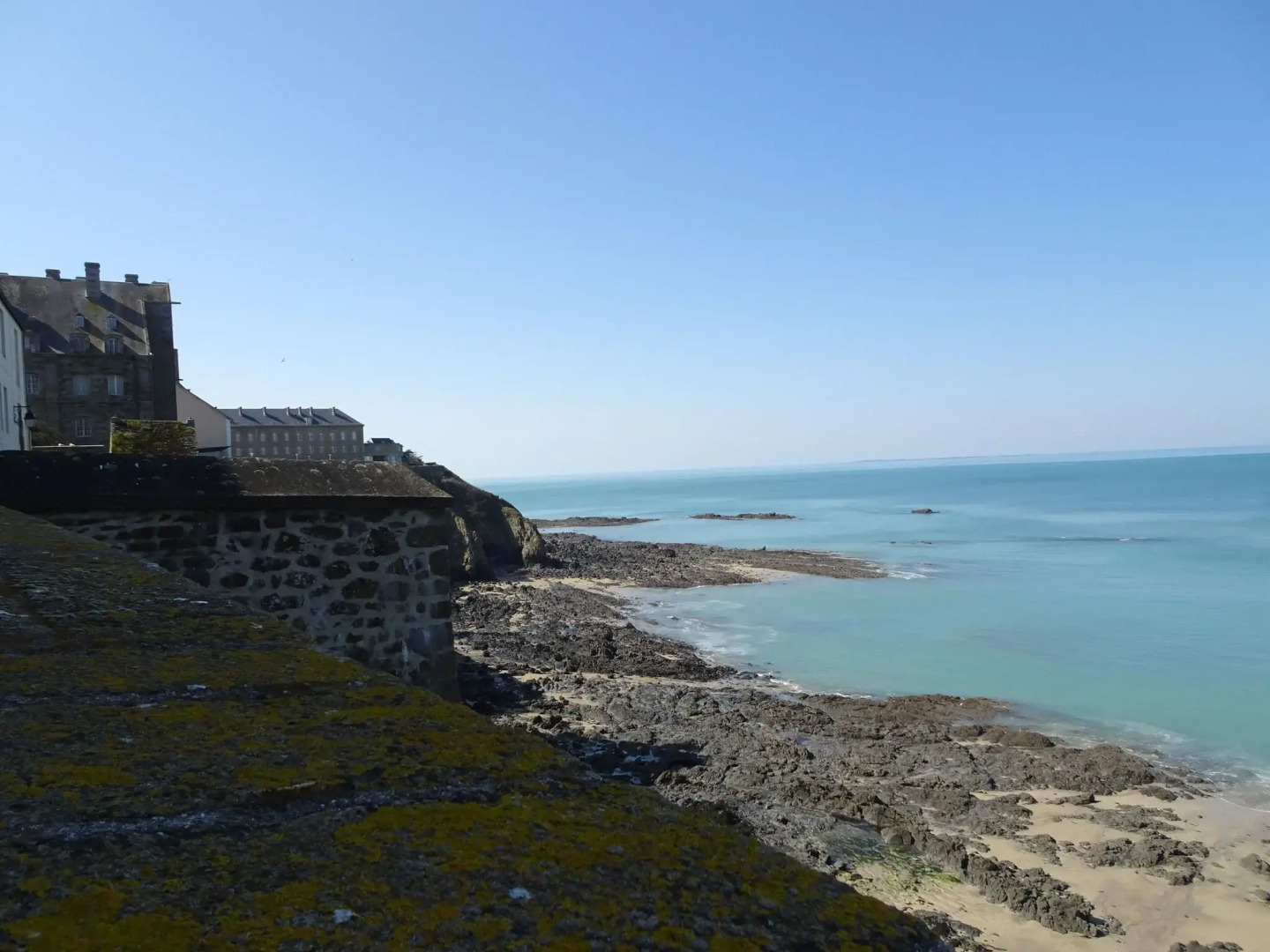 Comfortable Holiday Home 50 m From the sea