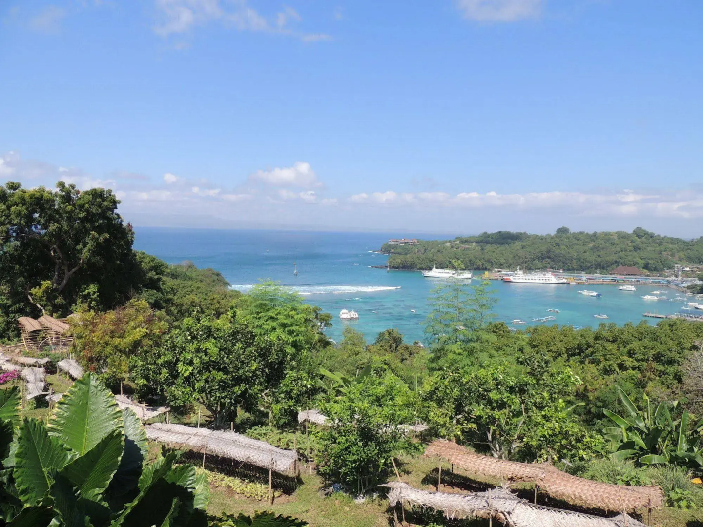 Bloo Lagoon Eco Village