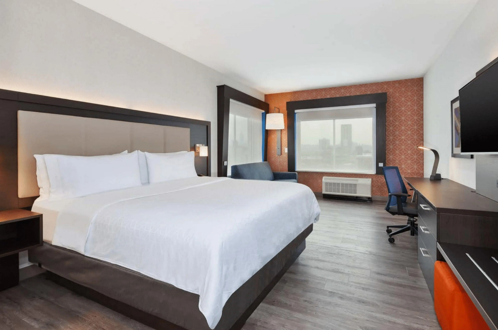 Holiday Inn Express & Suites Jersey City - Holland Tunnel by IHG