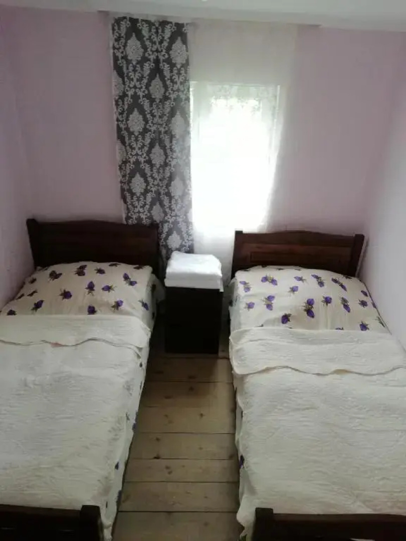 Chvibiani Guesthouse & Bar