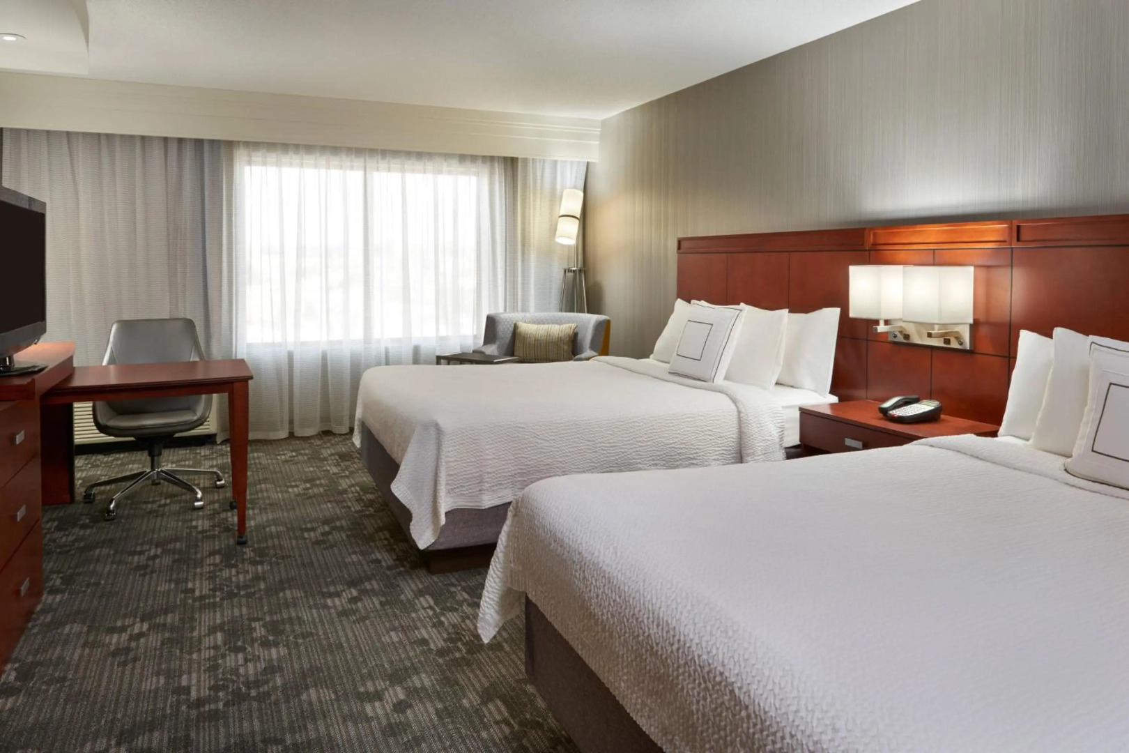 Courtyard by Marriott Kingston Highway 401/Division Street