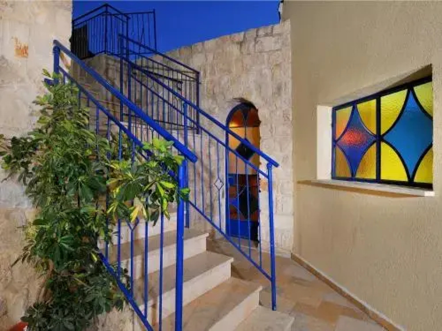 Vitrage Luxury Residence