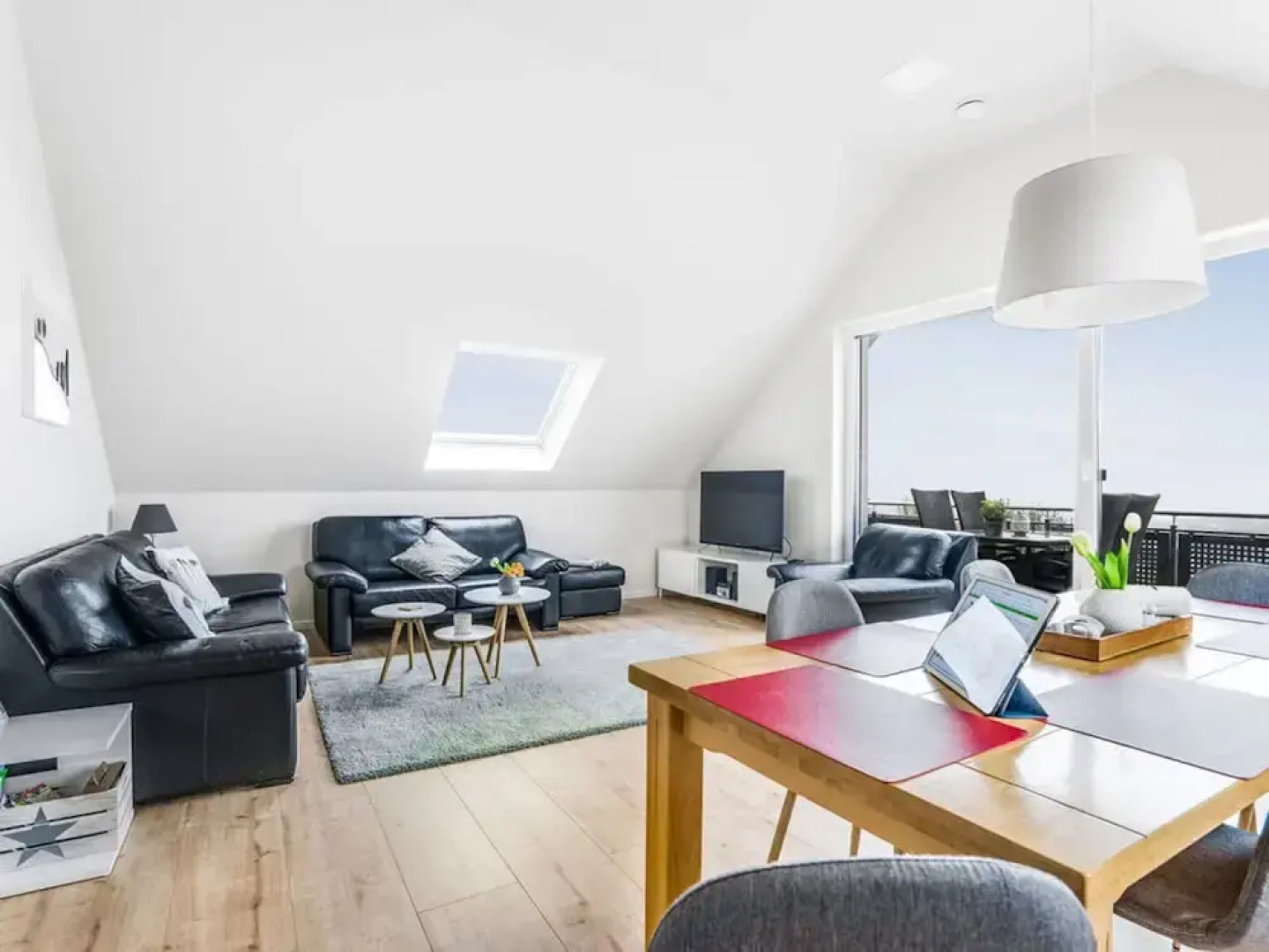 Panoramic View Comfortable Holiday Residence