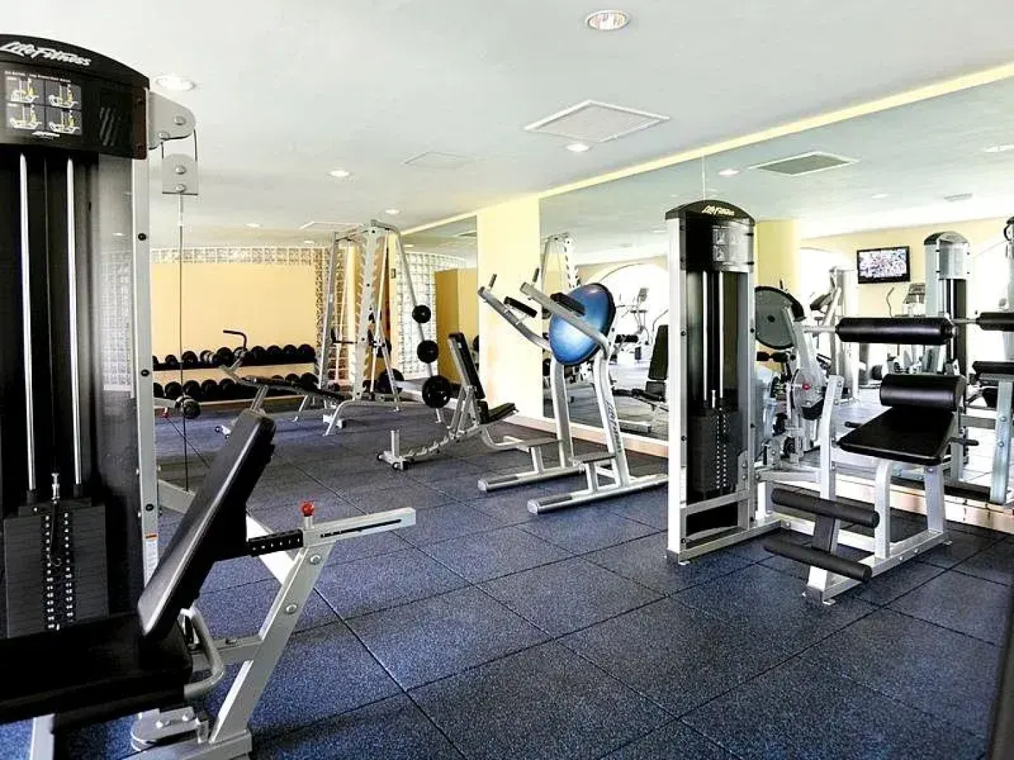 Club Premium Deluxe At Barcelo Maya Palace Deluxe