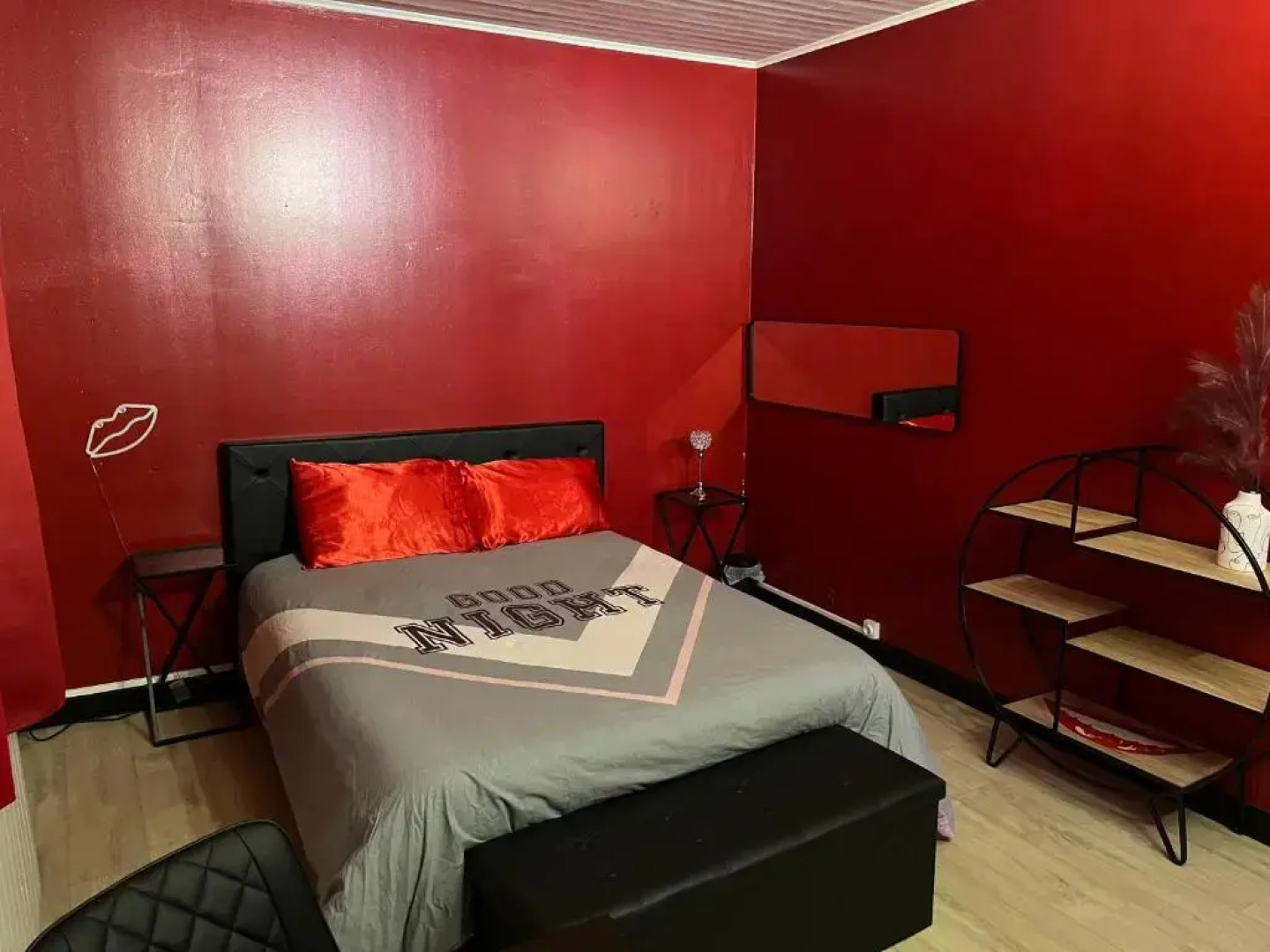 Studio 1 er étage proche chalon