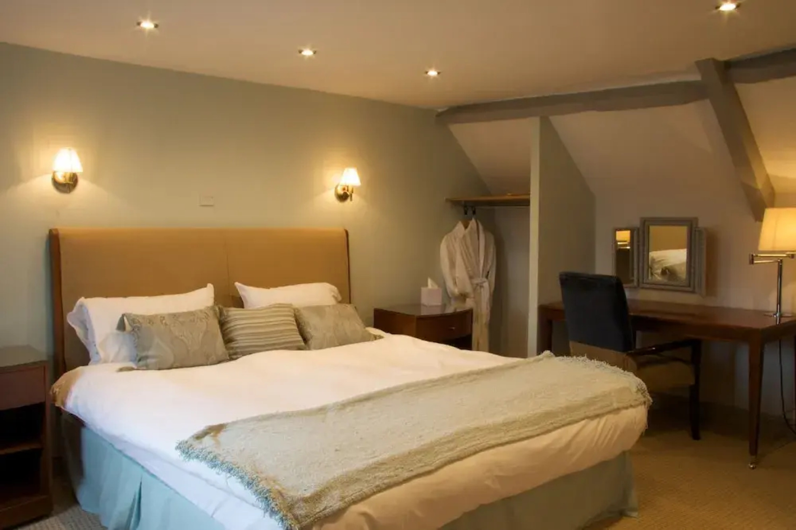 The Oakhouse Hotel
