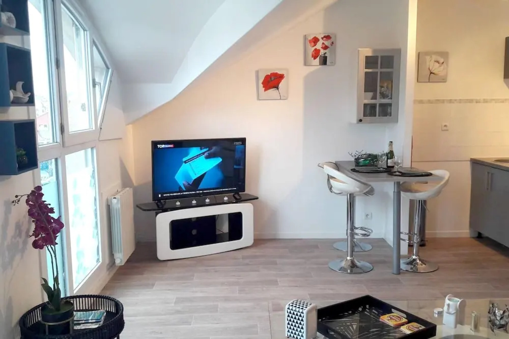 Studio in Compiègne, With Wifi