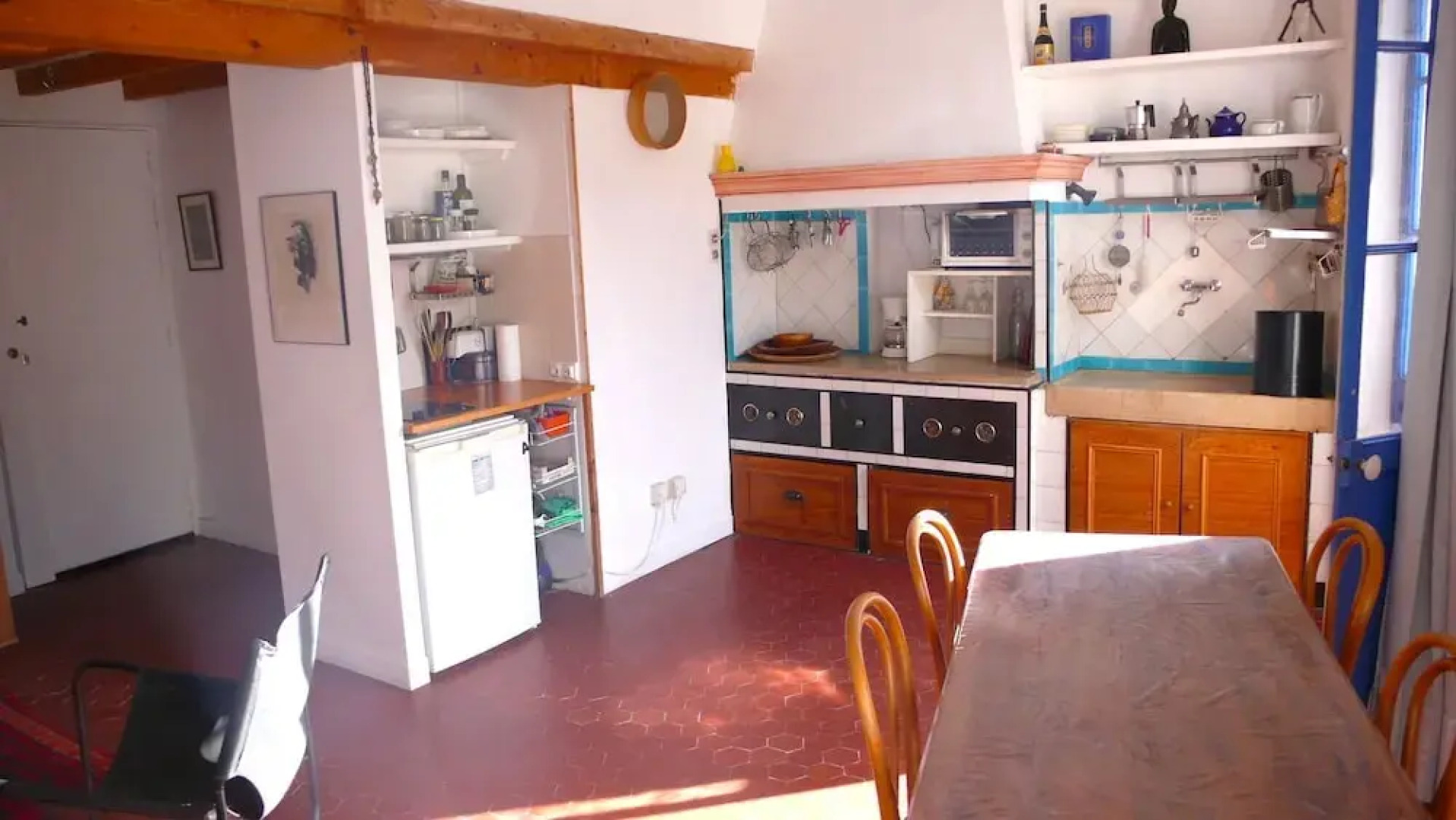 Le Central par Dodo-a-Cassis