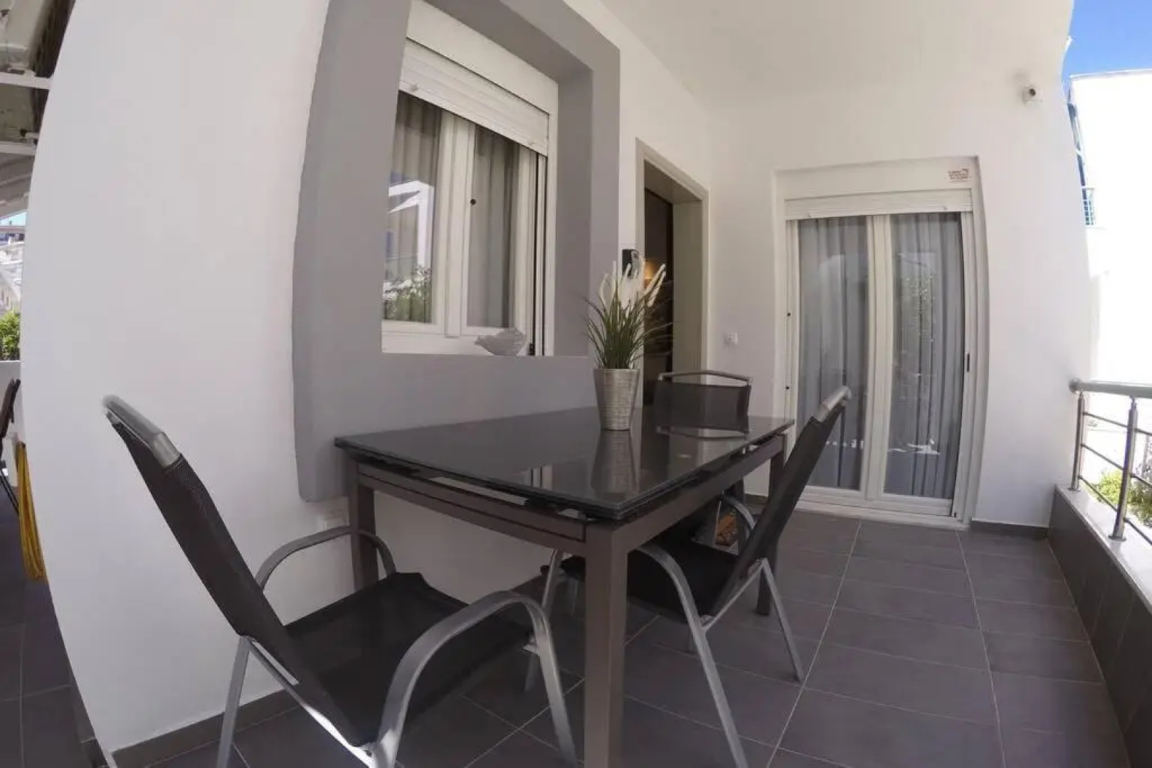 Polychrono New 2 Bedroom Apt. Just By The Sea!