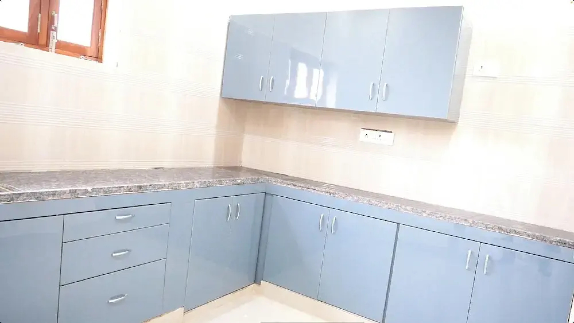 Hiraa inn Studio Apartments