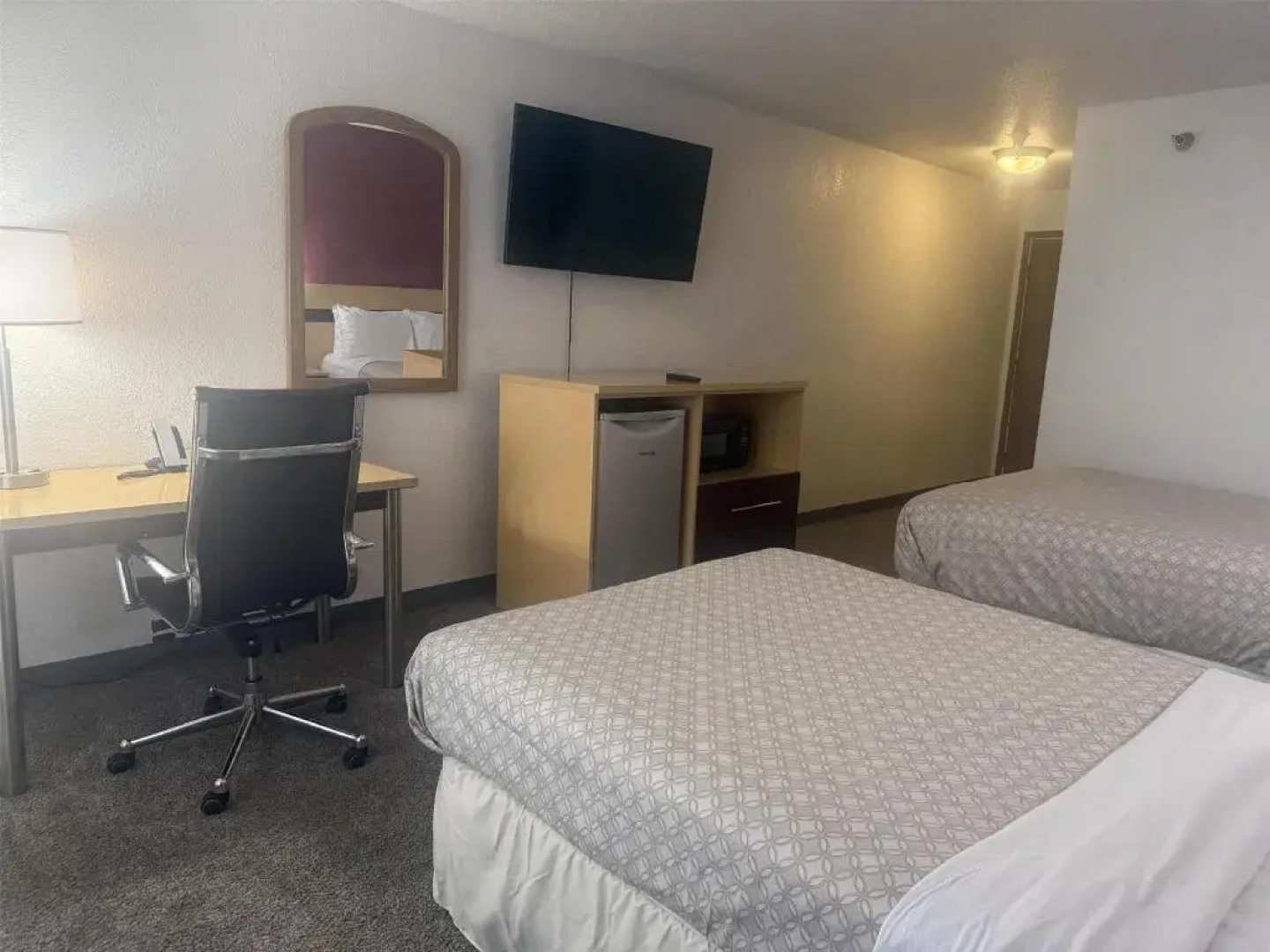 Surestay By Best Western Obetz Rickenbacker Airport