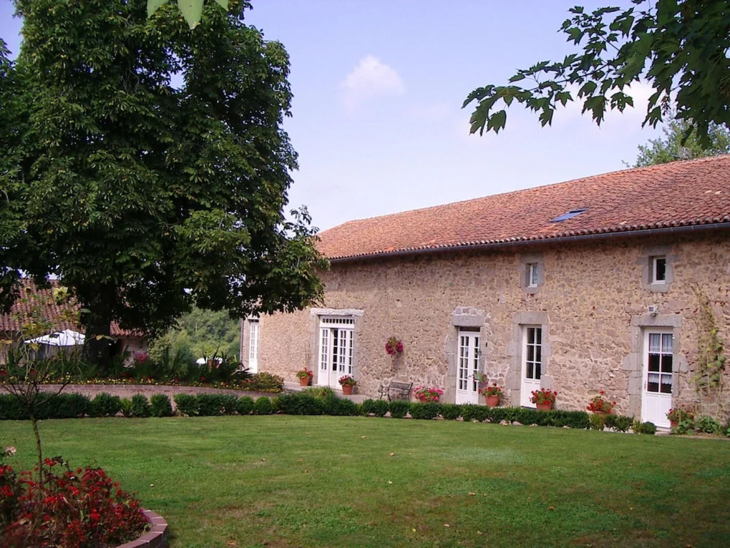 House With 3 Bedrooms in Abjat-sur-bandiat, With Shared Pool, Furnished Garden and Wifi