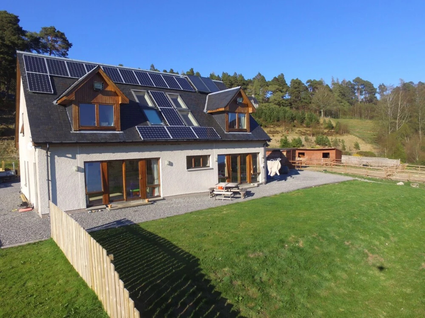 Tigh an Each B&B & Laggan Glamping