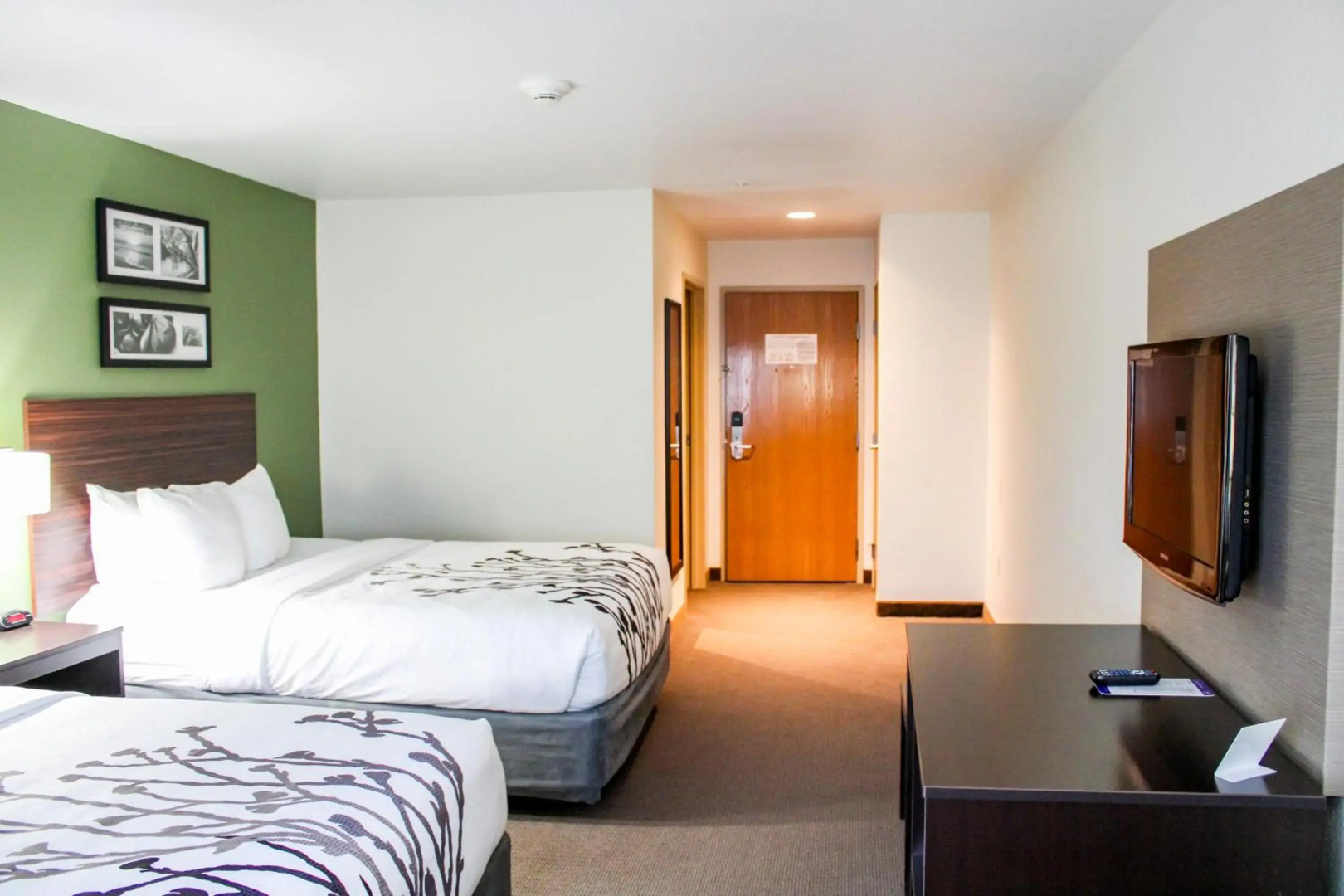 Sleep Inn & Suites Conference Center Eau Claire North