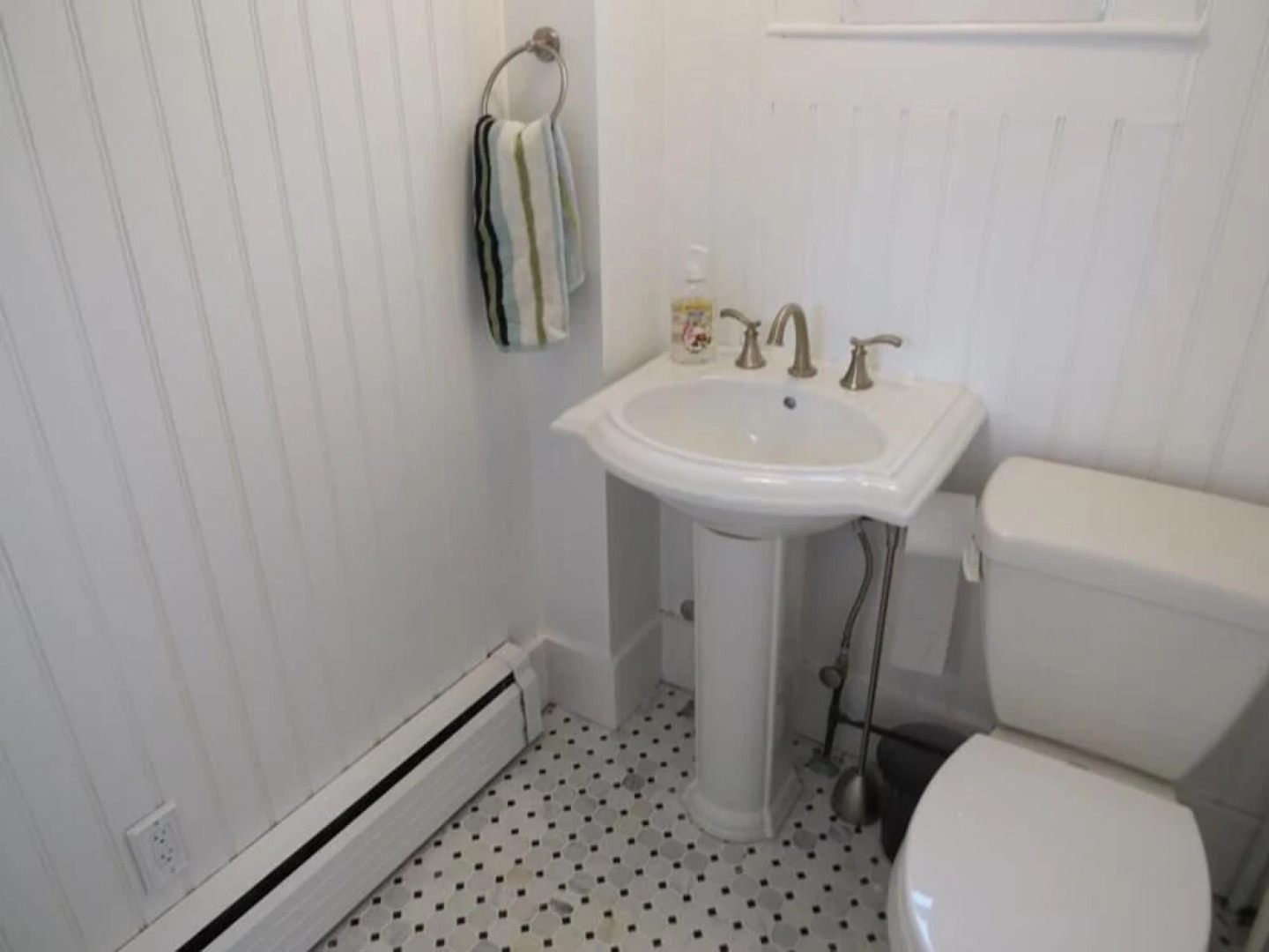 333 Old Harbor Road - Four Bedroom Home