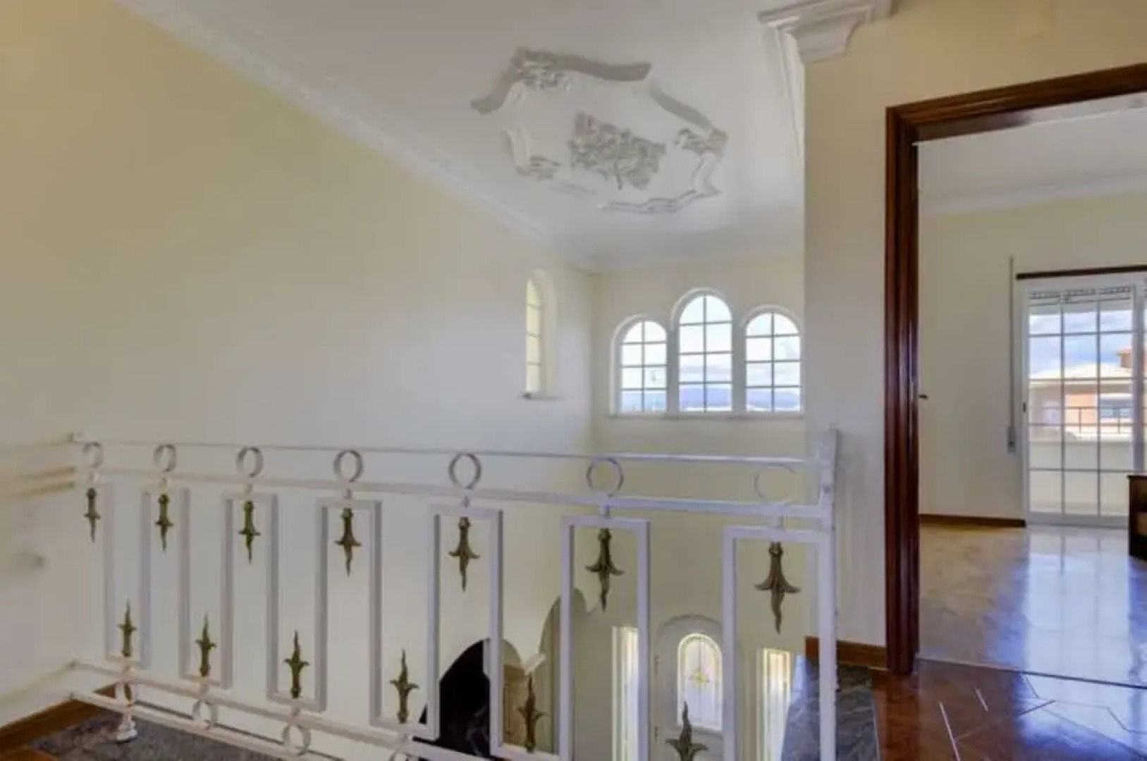 Villa - 6 Bedrooms with Pool and WiFi - 104371