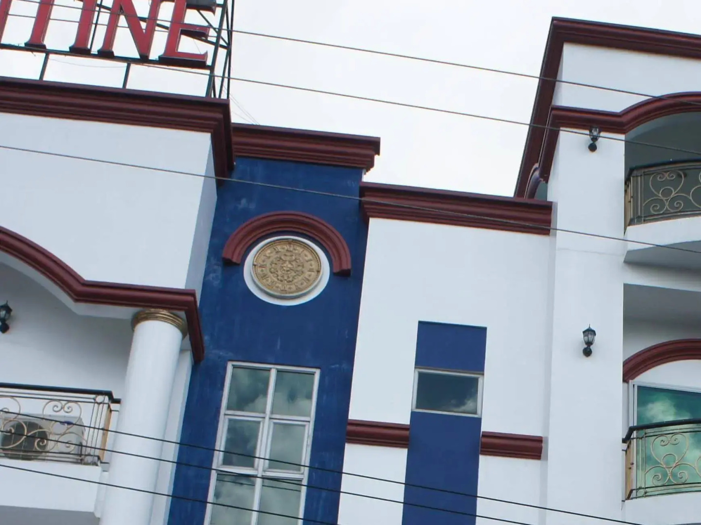 Valentine Park Hotel