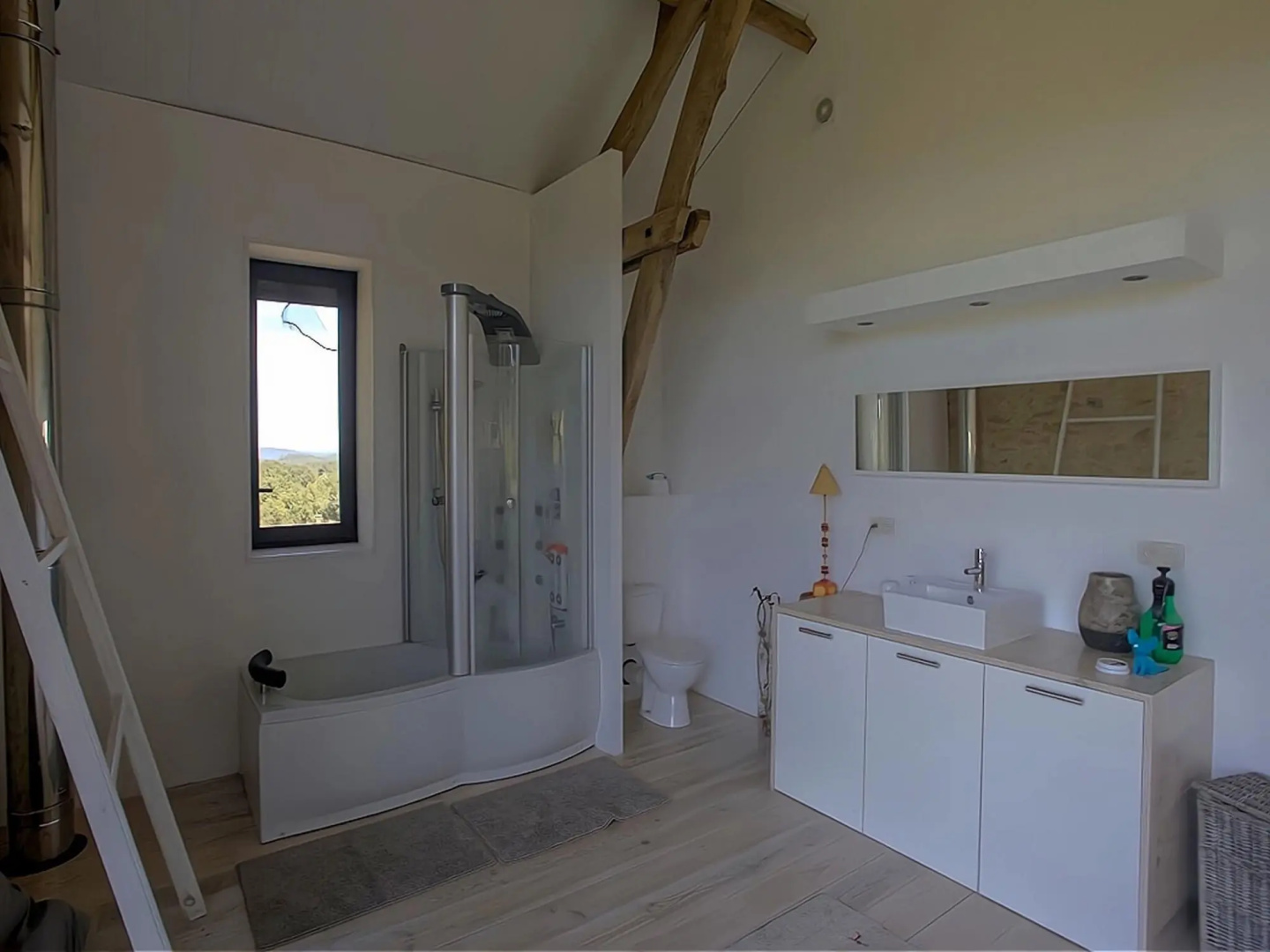 Inviting holiday home in Gourdon with terrace