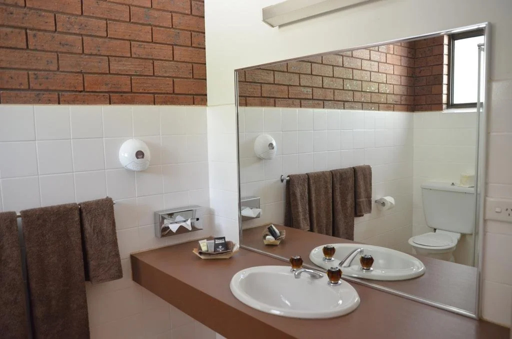 Kingswood Motel  Apartments