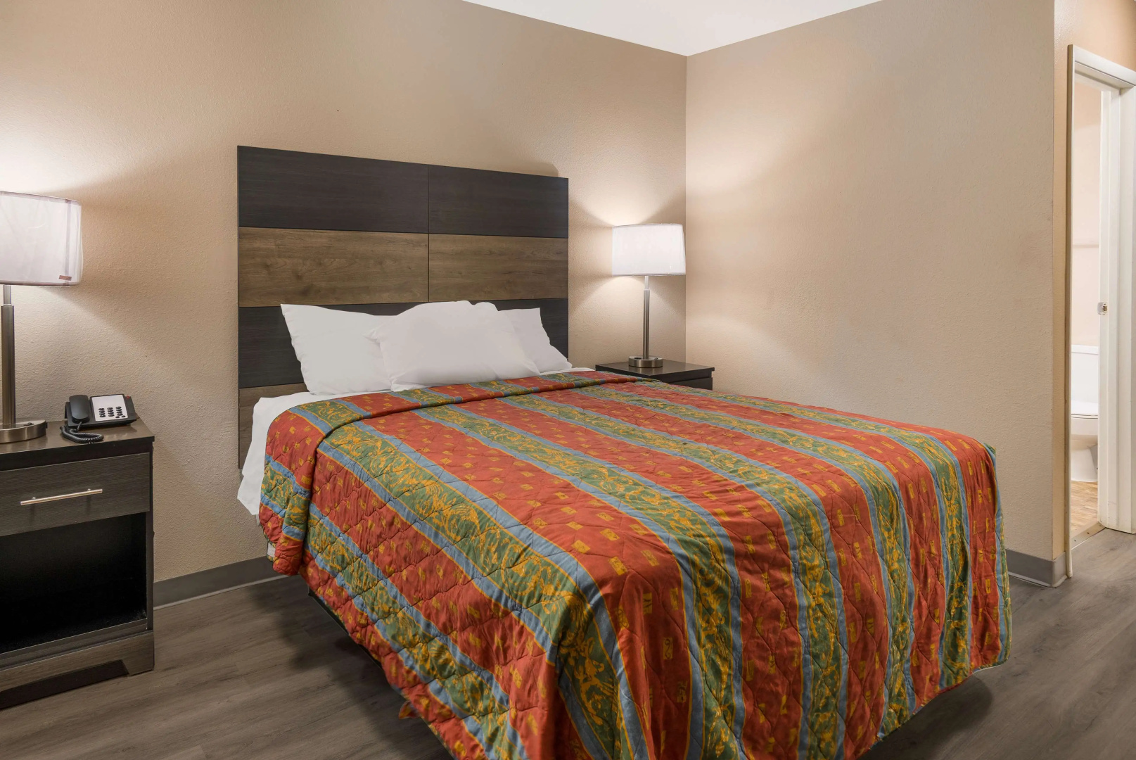 Knights Inn Grand Rapids