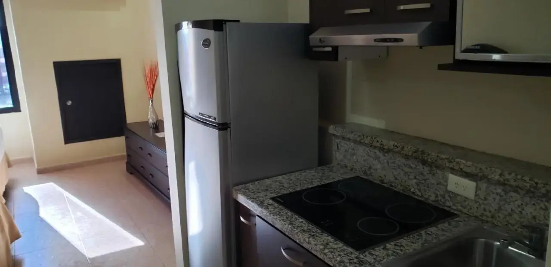 BEST WESTERN CCP Suites Business Hotel