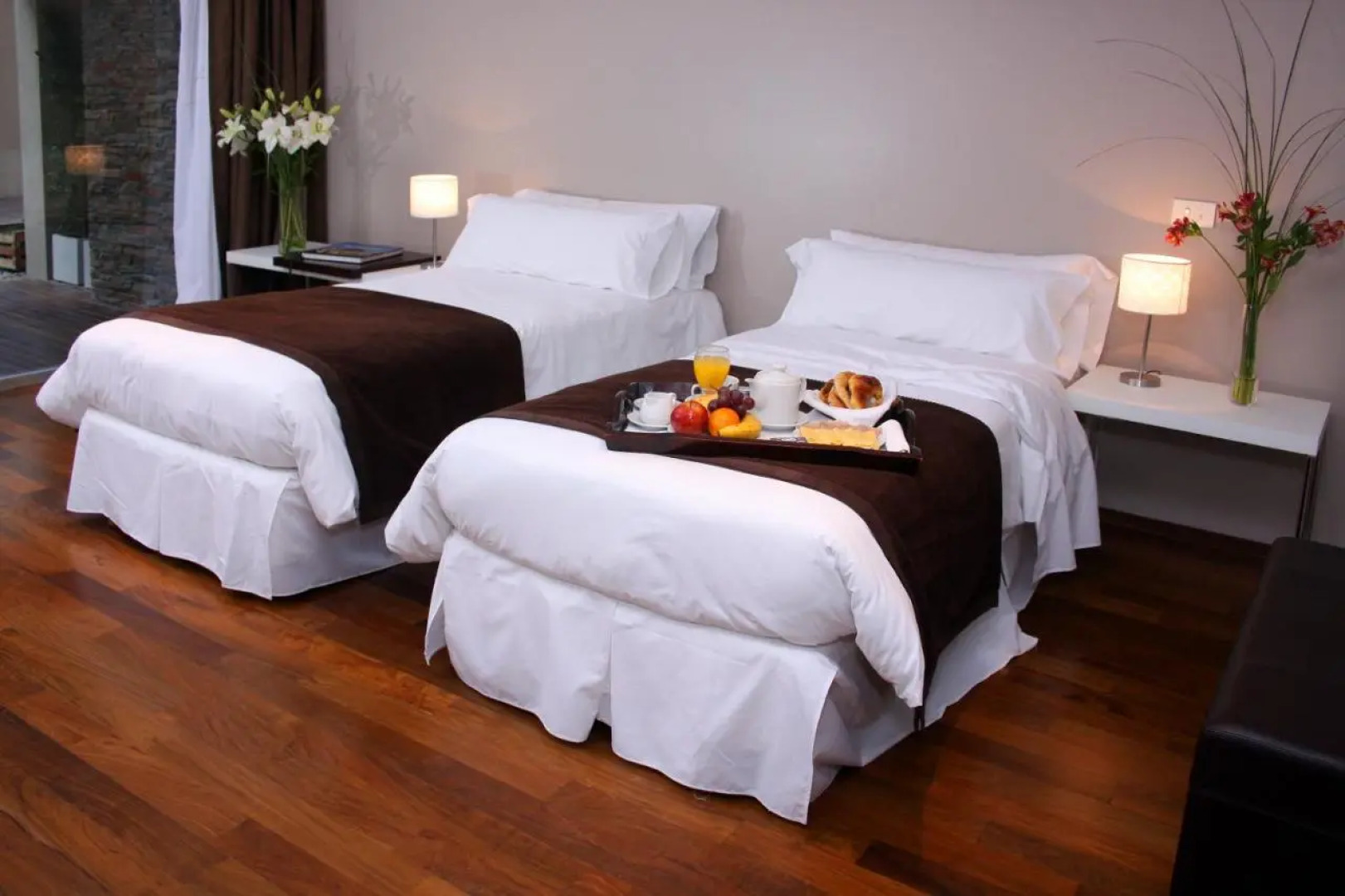 San Isidro Plaza Hotel