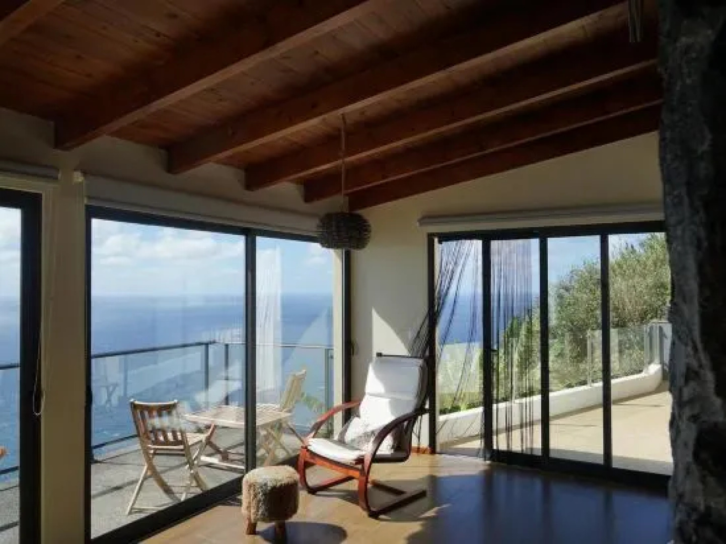 Atlantis Country House