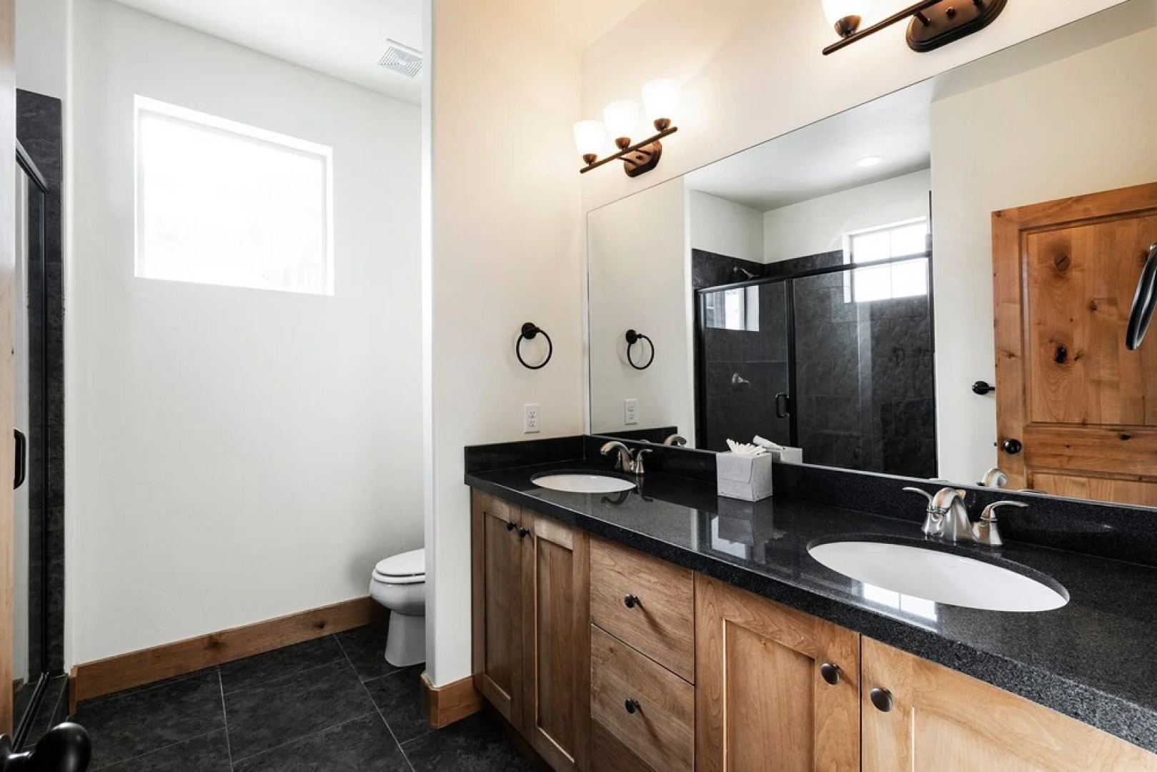 Parks Edge 1119 West Abigail by Blueswell