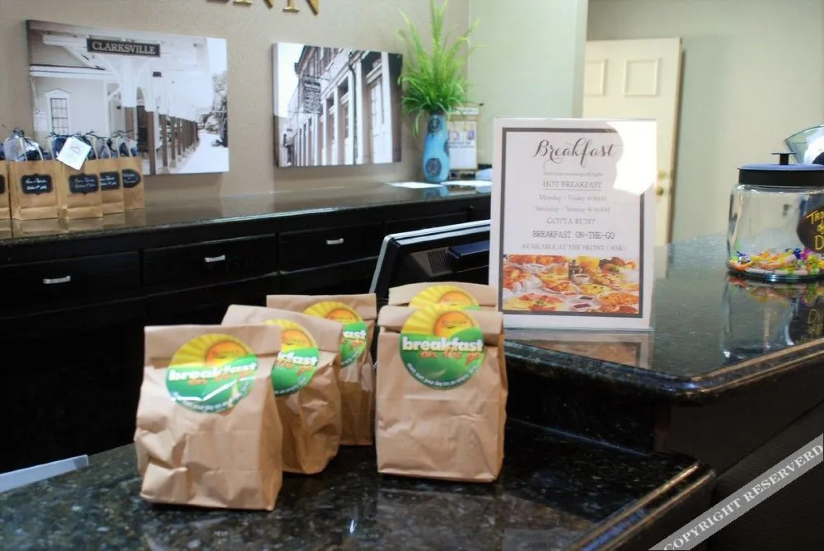 DoubleTree by Hilton Clarksville Riverview