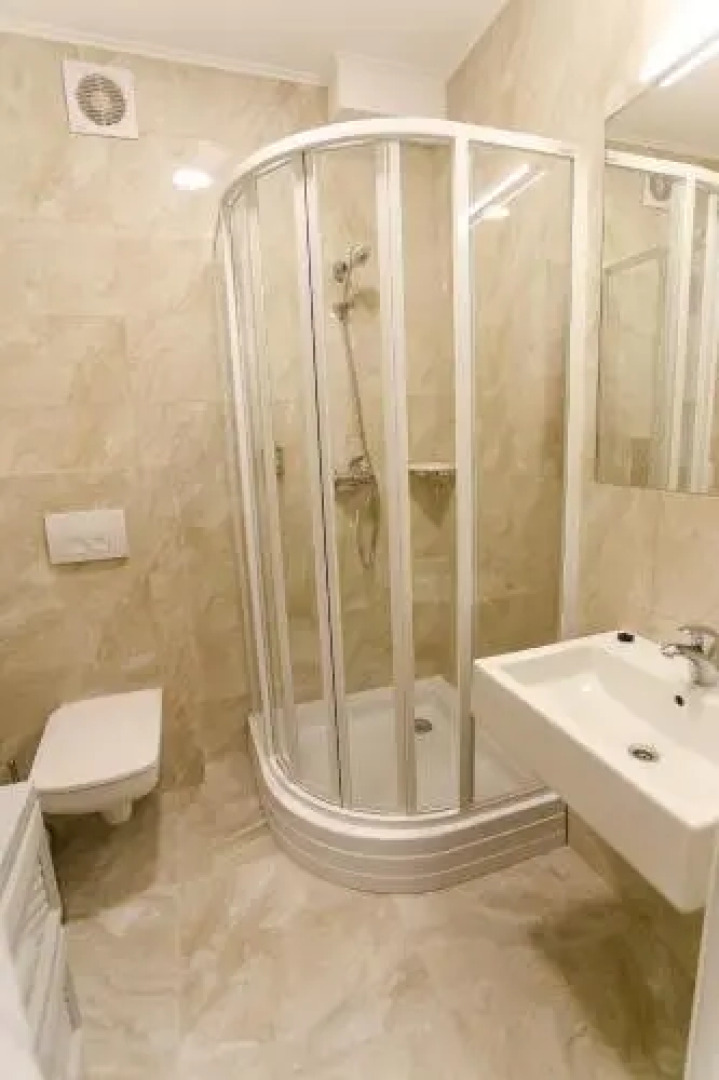 Apartment on Zodchih st.