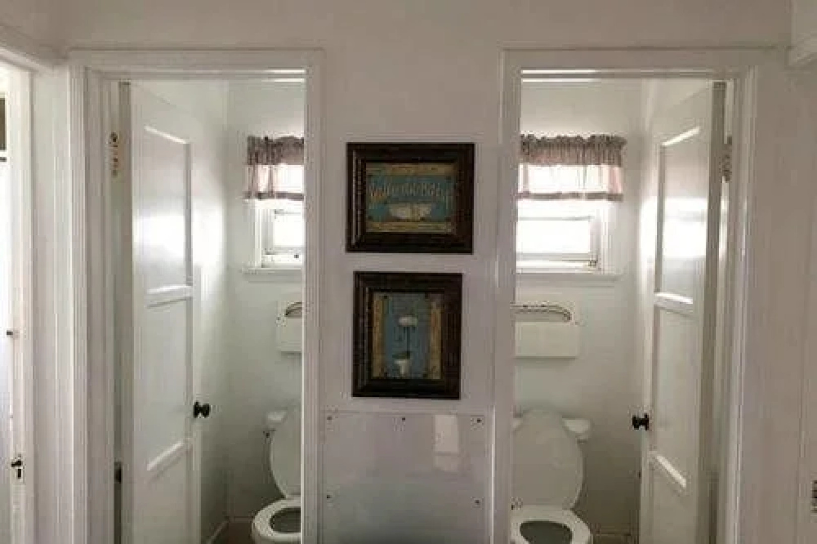 Hotel 2TwentyOne - Hostel