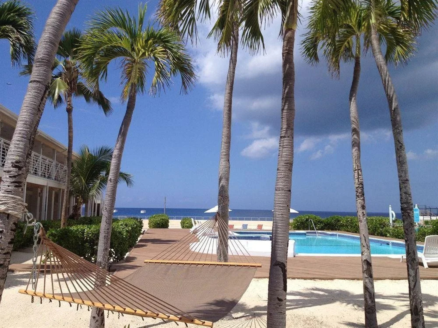 The Riviera, Grand Cayman