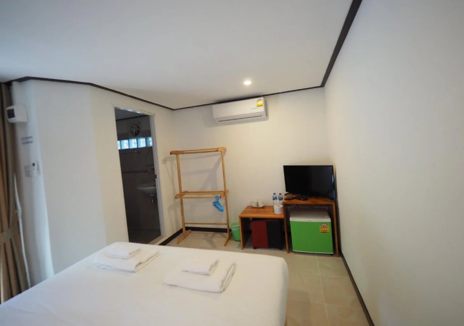 Bong Valley Khiri Wong